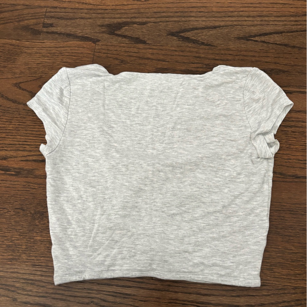 Garage Light Gray Crop Top - Picture 2 of 3
